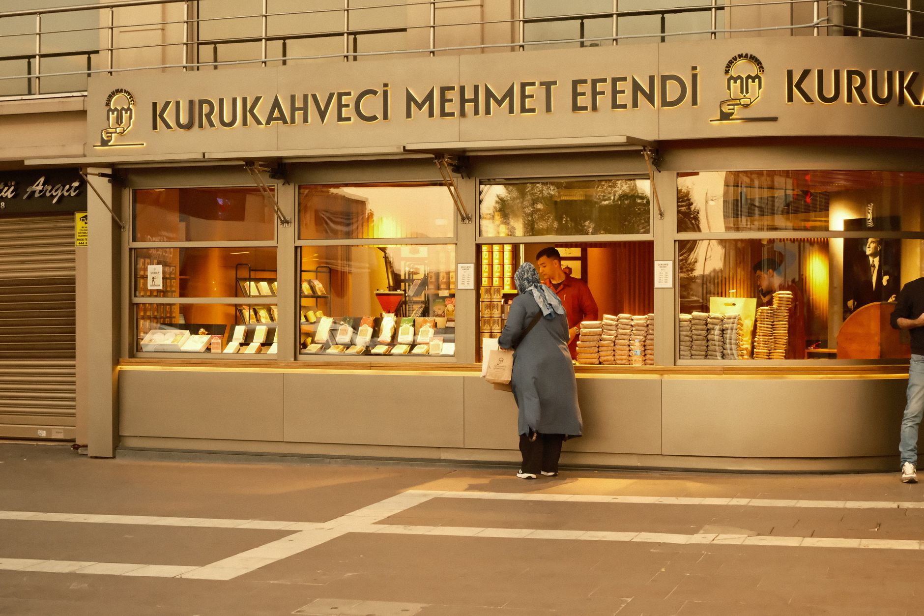 Gür Oto Kurtarıcı Yerel İşletme fotoğrafı 4